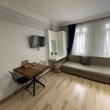 Hotel apartamentowy Taxim Filia *